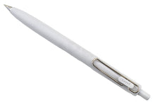 Load image into Gallery viewer, Uni-Ball One F Gel Pen | 0.38mm | Mitsubishi (Japan)
