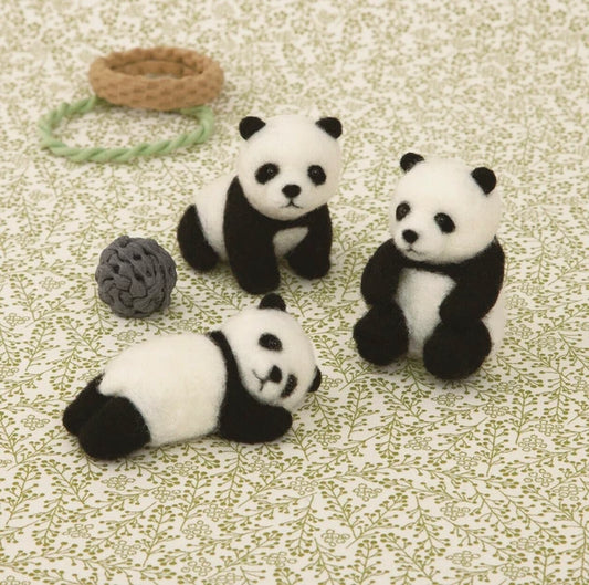 Needle Felting Kit | Baby Pandas | Hamanaka (Japan)