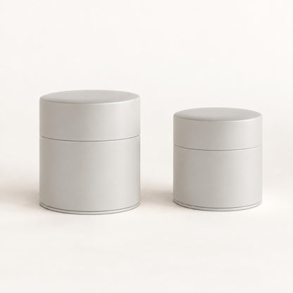 SALIU tea caddies in Gray-White, 150 g and 100 g sizes side by side
