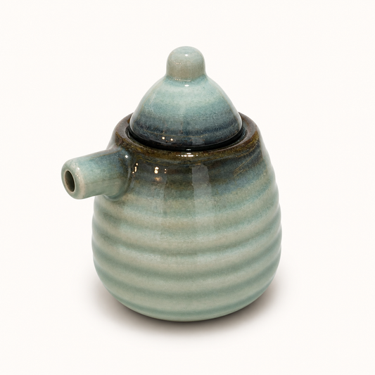 5oz 3.5"H Shoyu Sauce Dispenser Bottle with Lid Seikai (12/96)