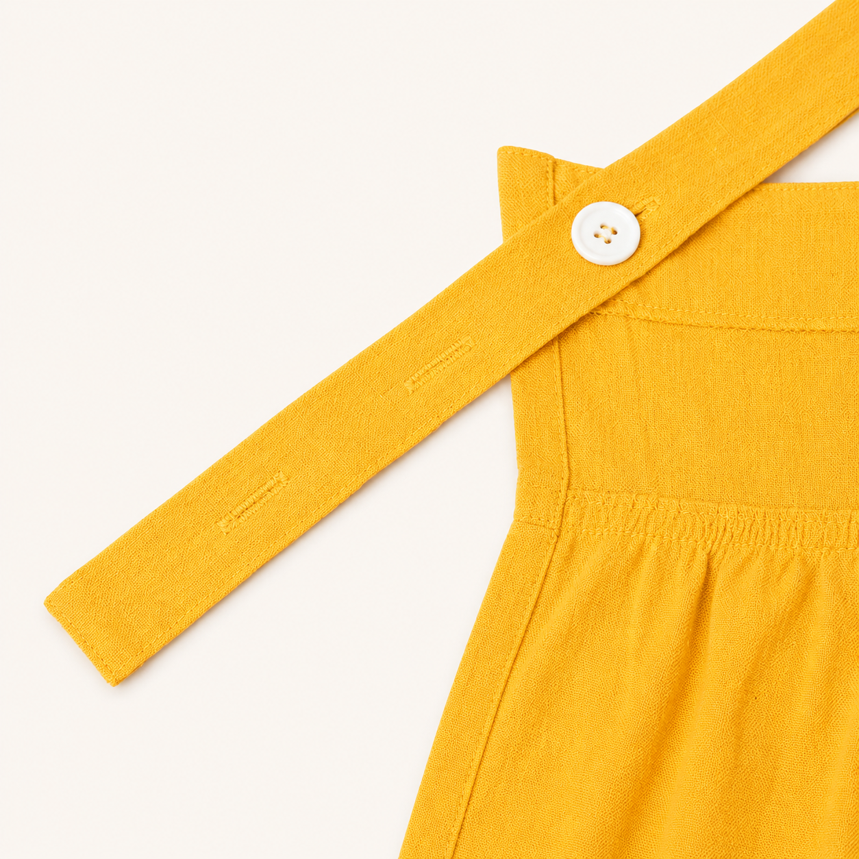 Cotton Cross Back Pleated Waist Apron | Fuji Trade (Japan)