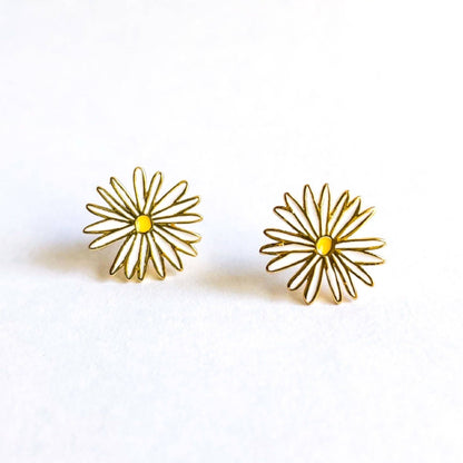 18k Gold Daisy Enamel Earrings | Jenny Lemons (CA)