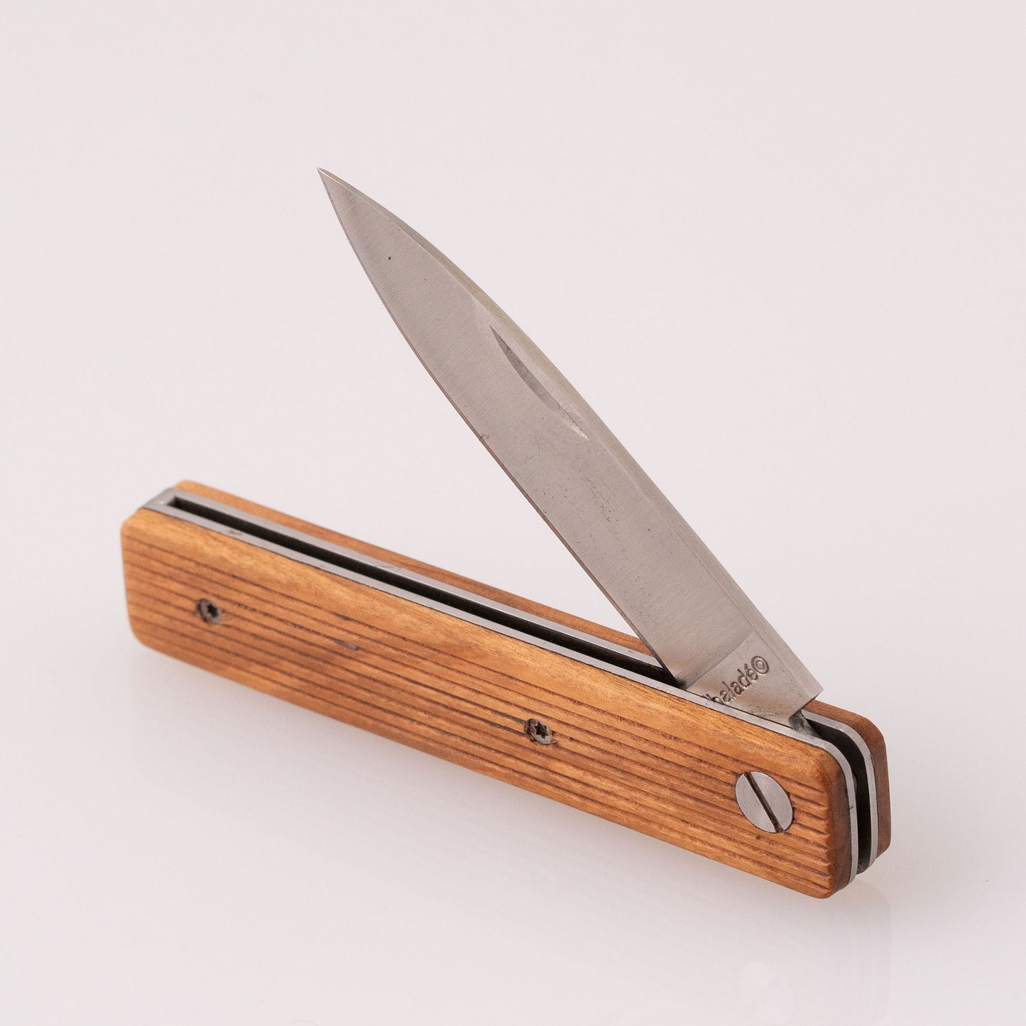Papagayo Olive Wood Folder Knife | Baladeo (France)